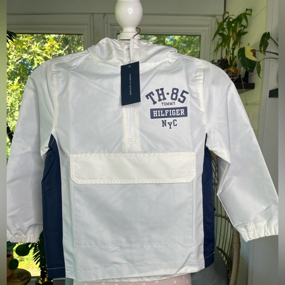 Tommy Hilfiger White and Blue Pullover Wind Breaker Hooded Jacket NWT